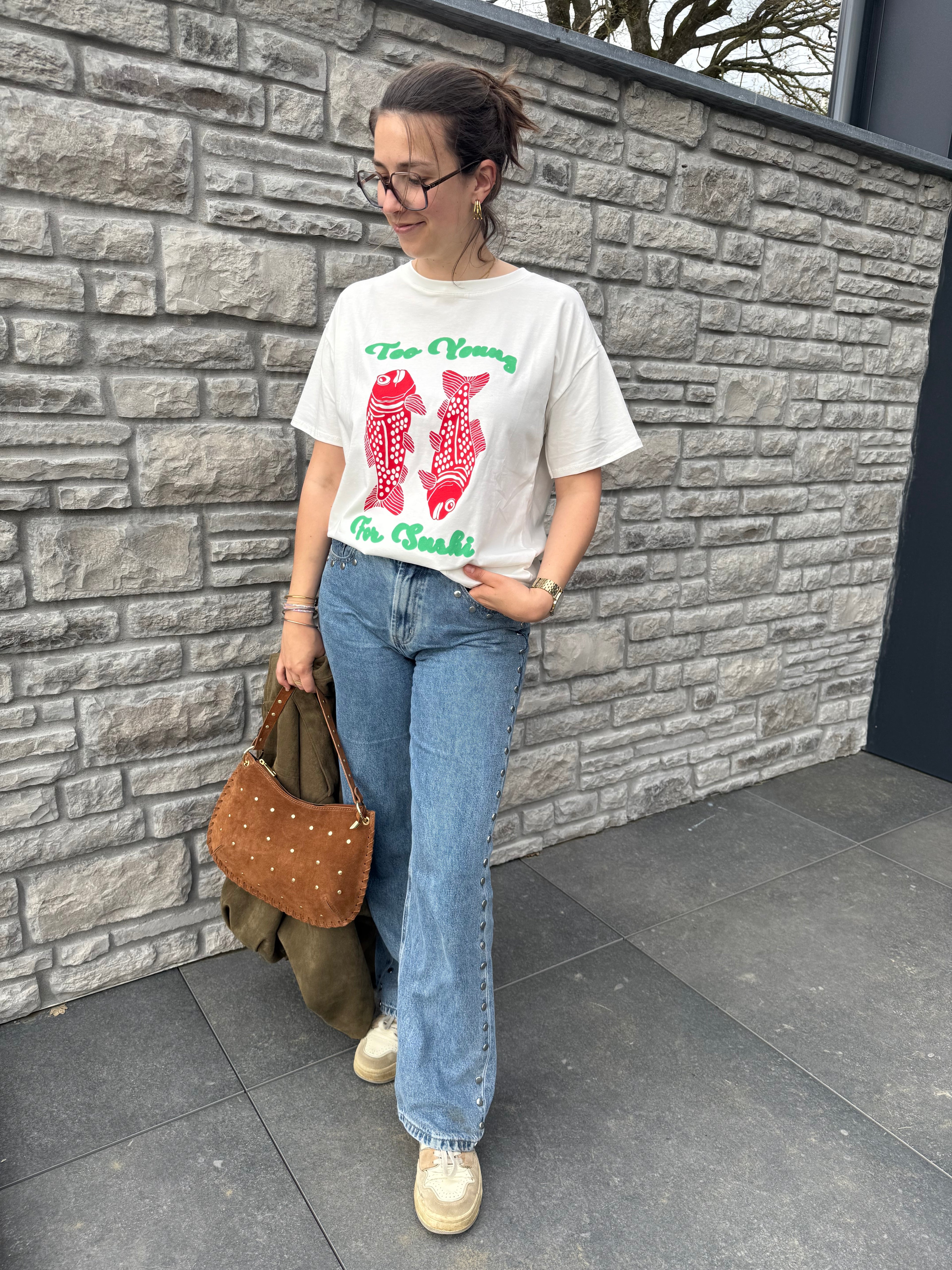 T-shirt TOO YOUNG